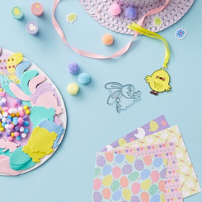 Paint Your Own Easter Suncatchers: Pack of 2 image number 2